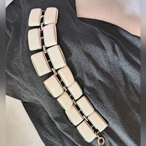 Vintage Lisner White Thermoset Bracelet "Germany"